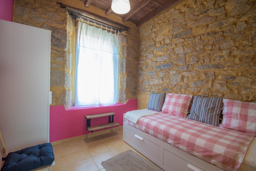 Casa Rural La Rana Nava de Francia Екстер'єр фото